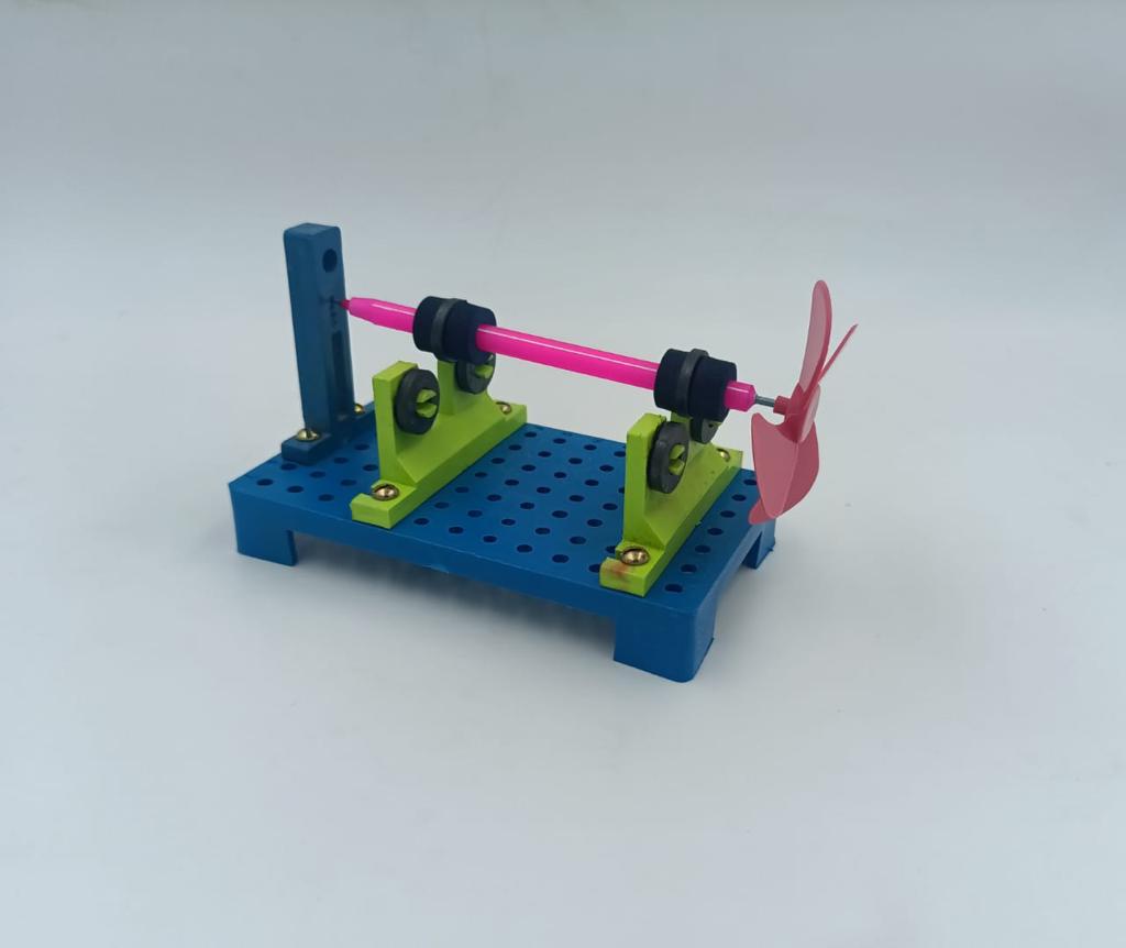 Levitating Making Educational Floating Pencil Toy Kit (Multicolour